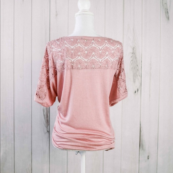 The Presley Top- blush pink with crochet detail - Picture 4 of 8